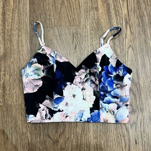 KEEPSAKE THE LABEL Adjustable Straps Crop Cami Top Size XS - Picture 2 of 6